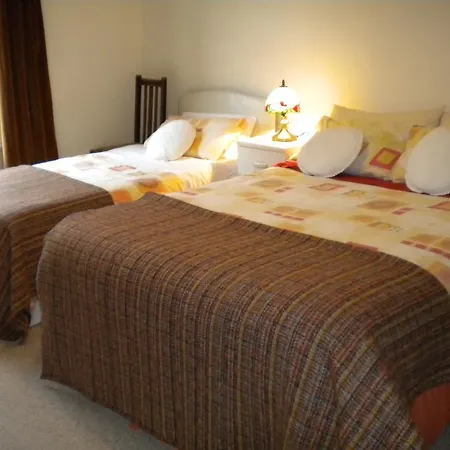 Bed & Breakfast Avalon *